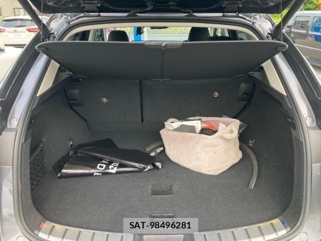 Lexus NX 2022-01 7358543-13