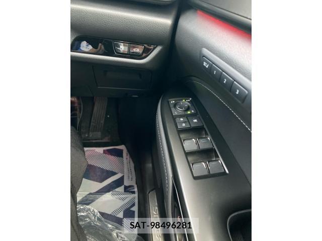 Lexus NX 2022-01 7358543-18