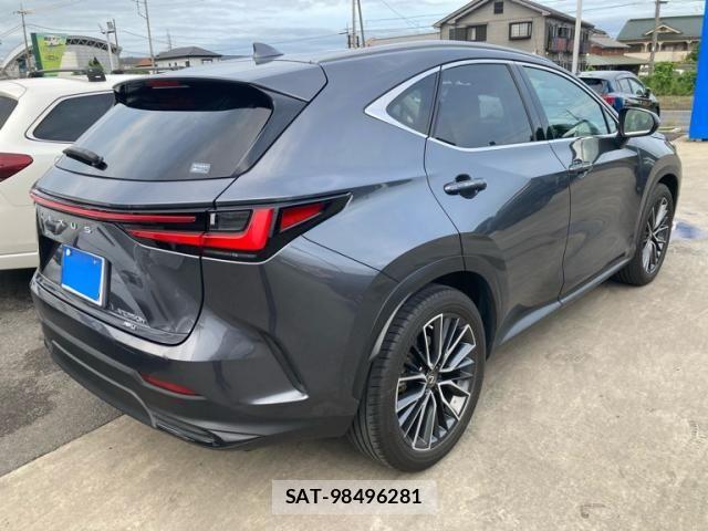 Lexus NX 2022-01 7358543-4