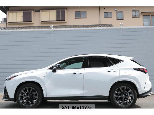 Lexus NX 2023-01 7617714-12