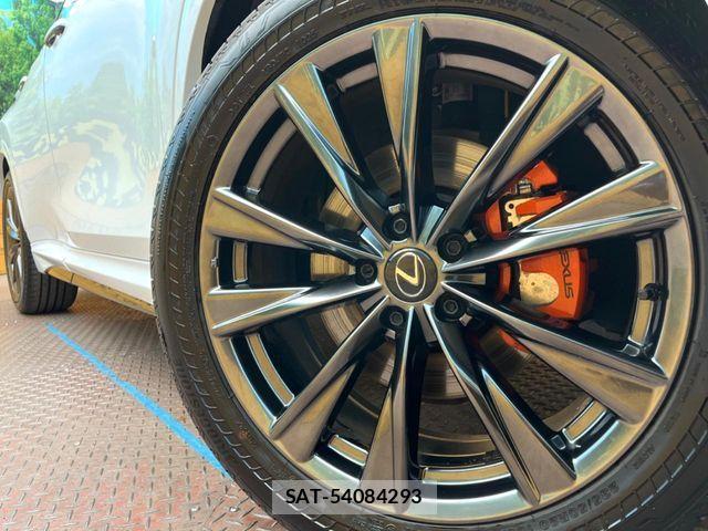 Lexus NX 2025-04 7617708-12