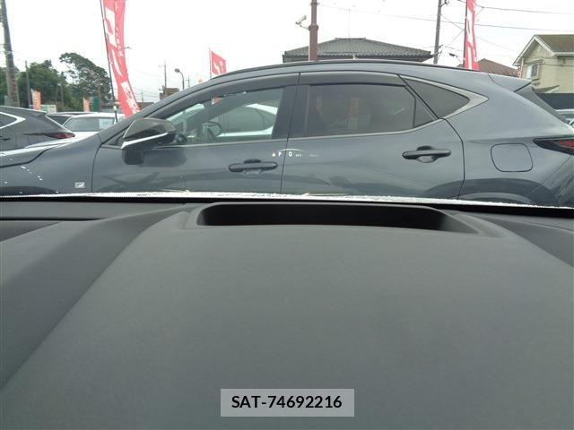 Lexus NX 2023-05 7617713-23