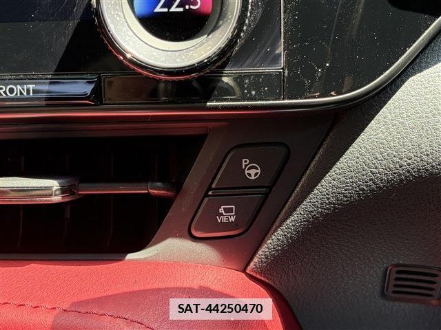 Lexus NX 2023-06 7877438-26