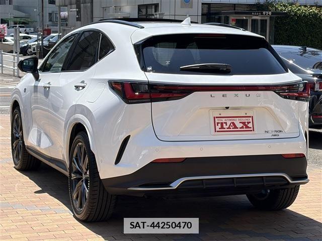Lexus NX 2023-06 7877438-4