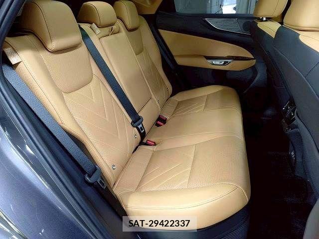 Lexus NX 2022-05 7962447-10