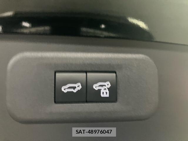 Lexus NX 2023-04 8036477-10
