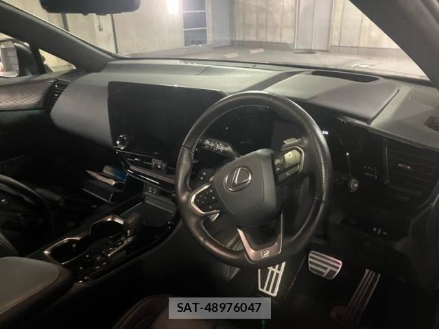 Lexus NX 2023-04 8036477-13
