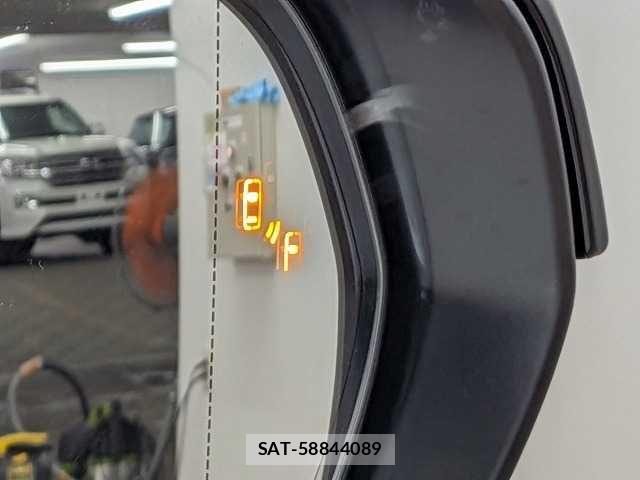 Lexus NX 2023-01 8074376-10
