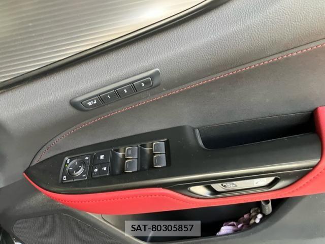 Lexus NX 2022-02 8074378-15