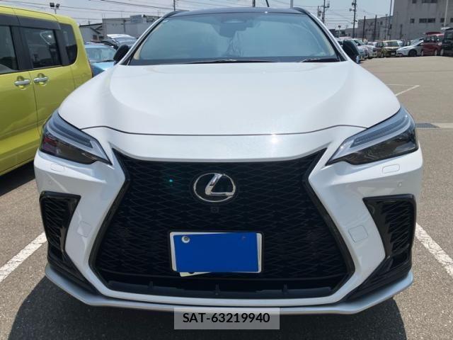 Lexus NX 2024-09 8131040-3
