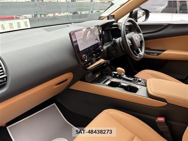 Lexus NX 2022-09 8158706-15