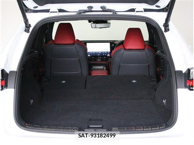 Lexus NX 2023-11 8208447-29
