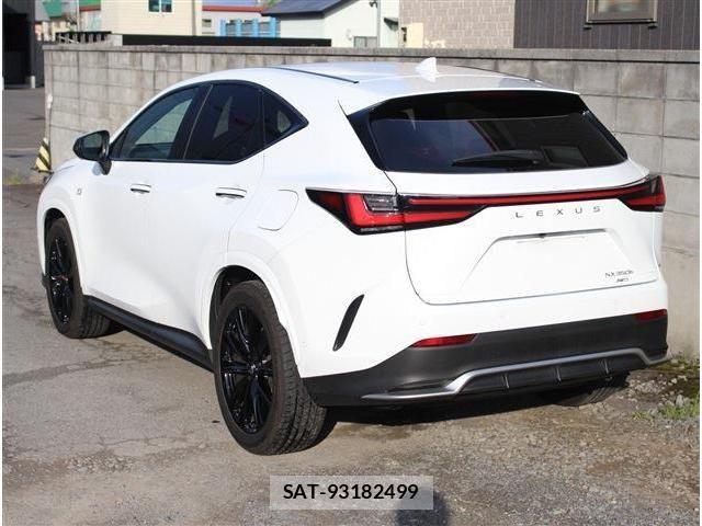 Lexus NX 2023-11 8208447-3