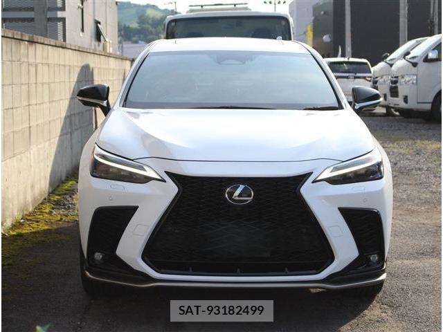 Lexus NX 2023-11 8208447-4