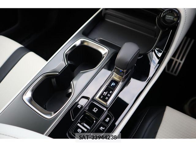 Lexus NX 2025-03 8336587-16