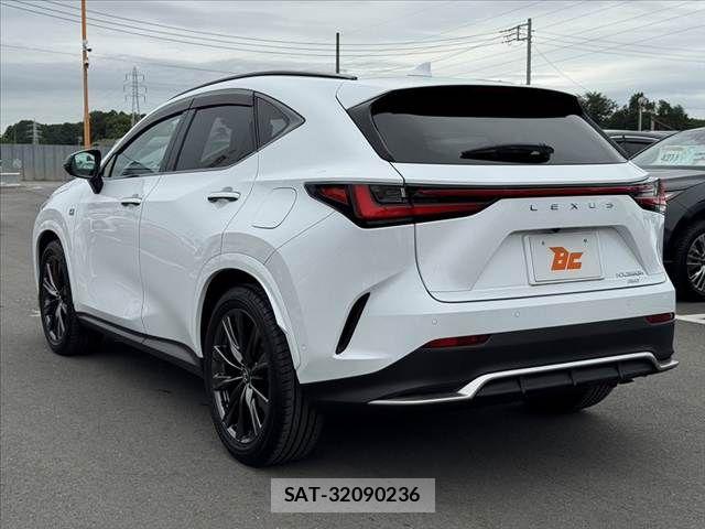 Lexus NX 2023-09 8354860-12