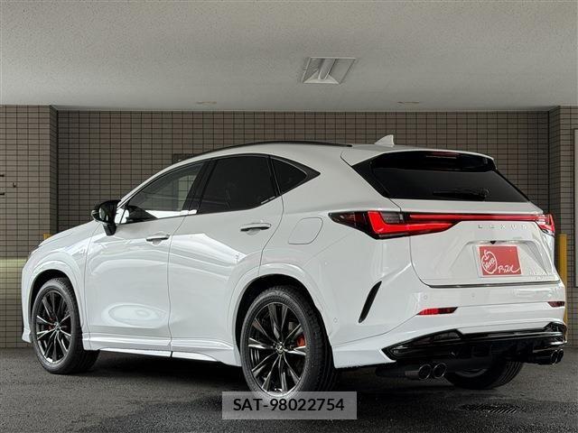 Lexus NX 2025-04 8366772-3