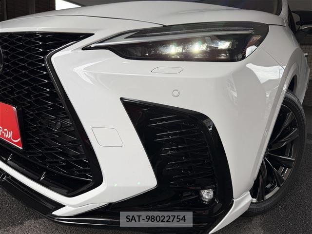 Lexus NX 2025-04 8366772-4