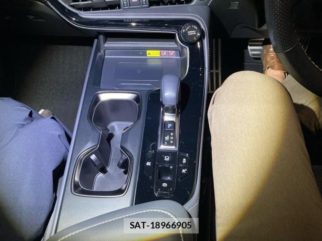 Lexus NX 2023-06 8366778-23