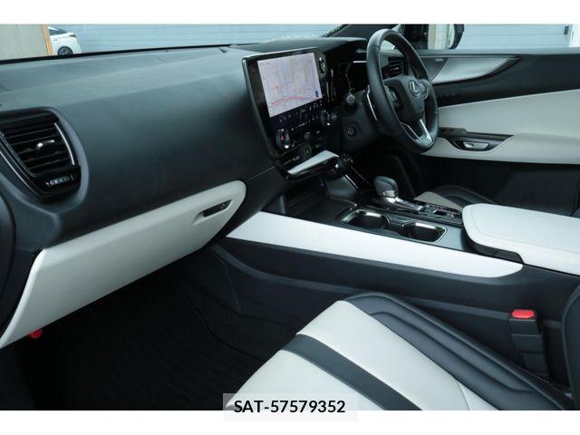 Lexus NX 2025-07 8666422-16