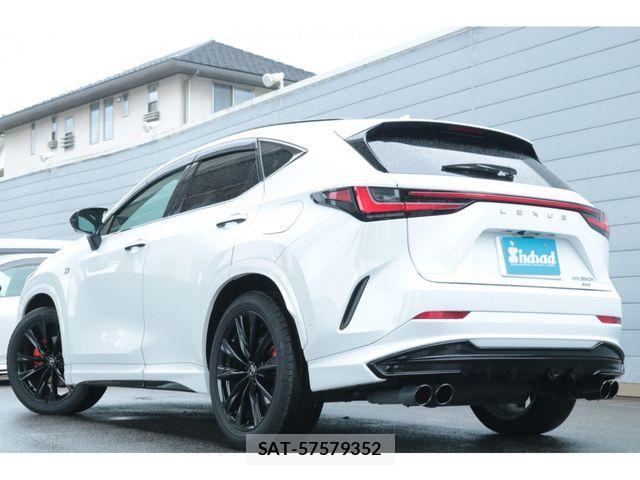 Lexus NX 2025-07 8666422-1