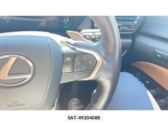 Lexus NX 2022-03 8659987-12
