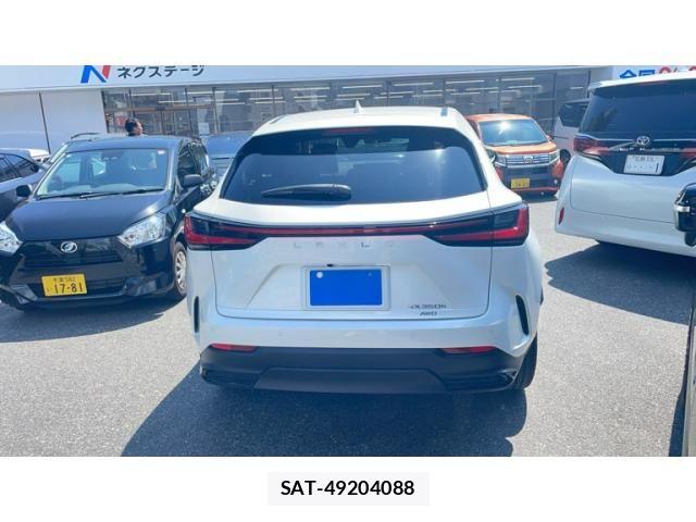 Lexus NX 2022-03 8659987-2