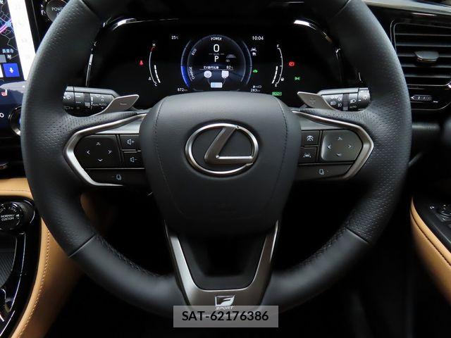 Lexus NX 2026-04 8743489-17
