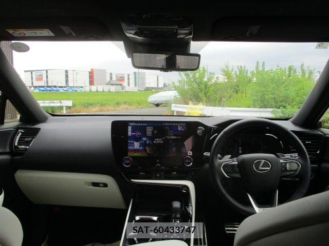 Lexus NX 2025-05 8830011-13