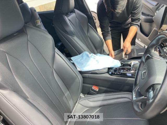 Lexus NX 2023-09 8830010-11