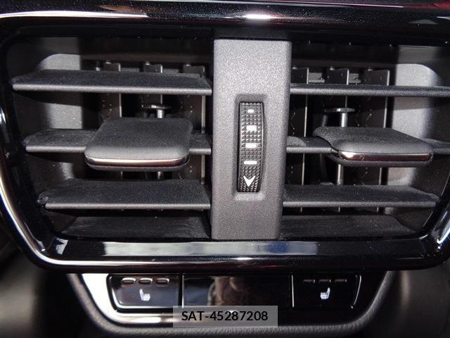 Lexus NX 2023-05 8883858-13