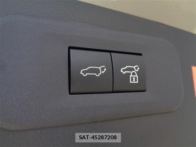 Lexus NX 2023-05 8883858-18