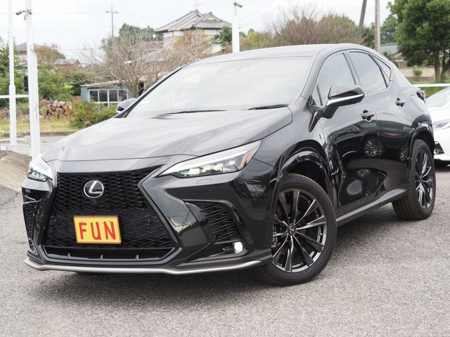 Lexus NX 2022-01 1306193-0