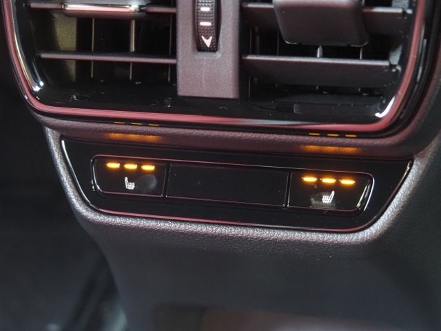 Lexus NX 2022-01 1306193-13