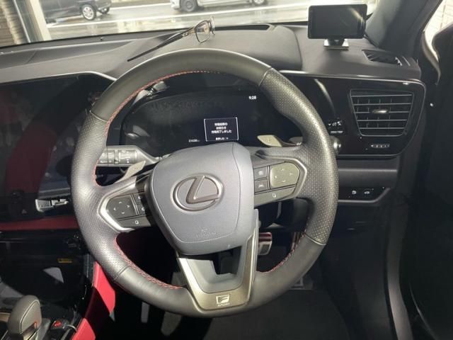 Lexus NX 2023-09 1413269-18