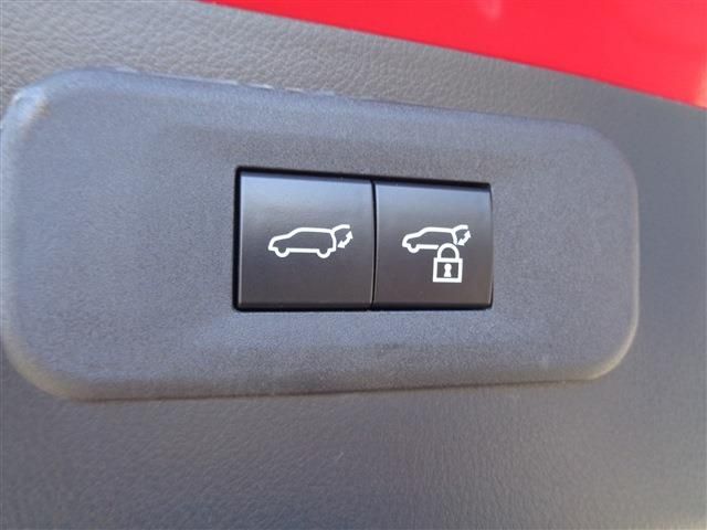 Lexus NX 2024-04 1586196-17