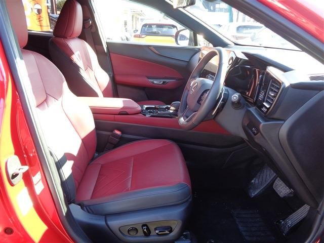 Lexus NX 2024-04 1586196-18