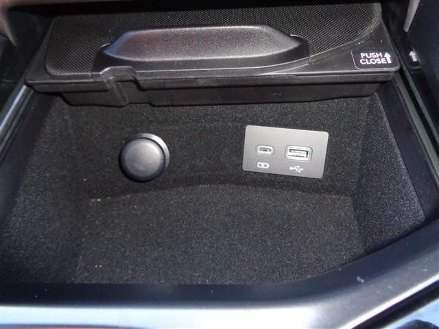 Lexus NX 2024-04 1586196-24