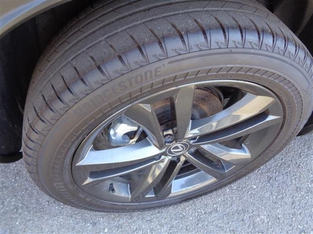 Lexus NX 2024-04 1586196-8
