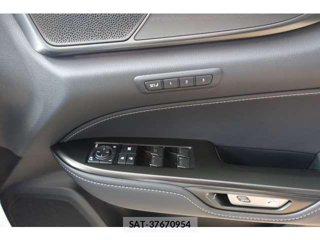 Lexus NX 2023-09 6011821-19