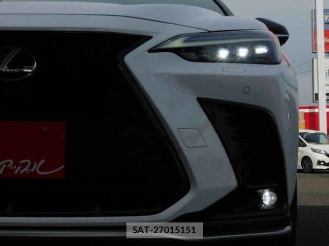 Lexus NX 2022-01 6264889-21