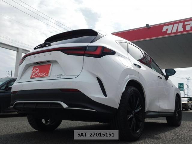 Lexus NX 2022-01 6264889-7