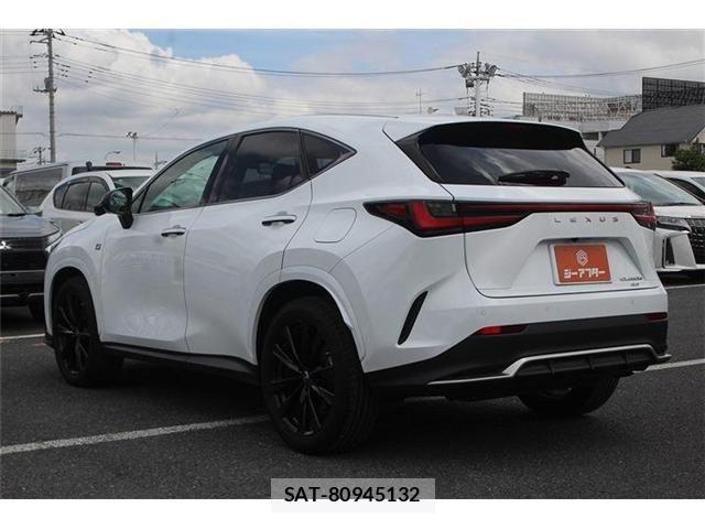 Lexus NX 2021-12 7221101-11