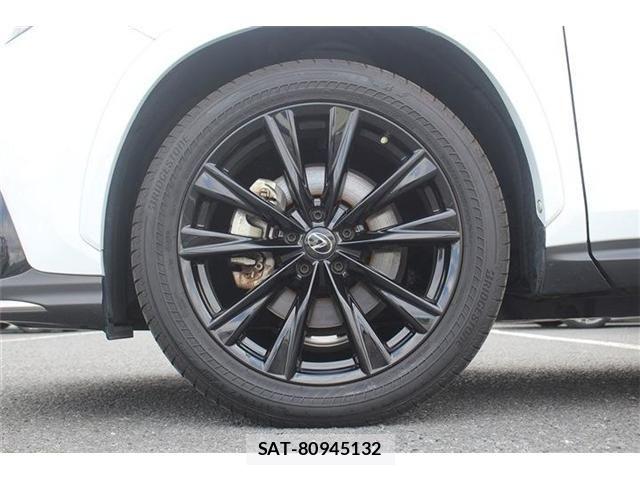 Lexus NX 2021-12 7221101-16