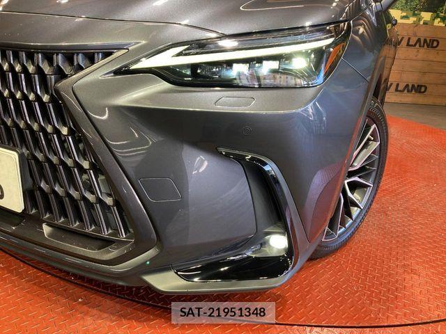 Lexus NX 2022-01 7501318-11