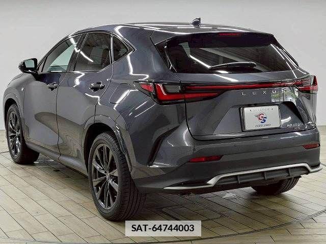 Lexus NX 2023-02 7786611-17