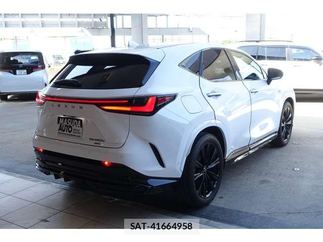 Lexus NX 2023-06 7786614-15