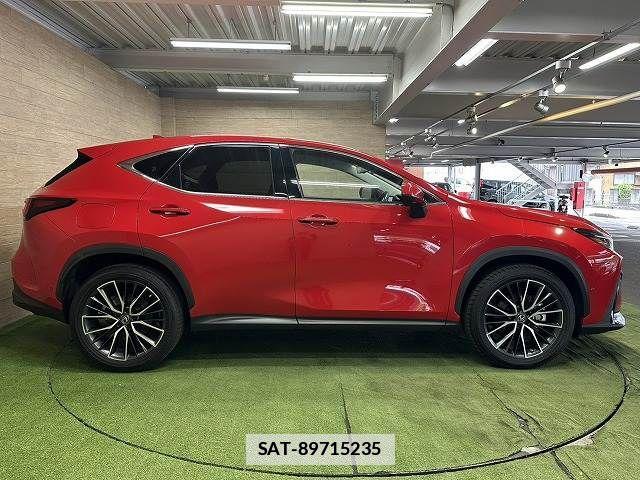 Lexus NX 2021-12 7786604-17