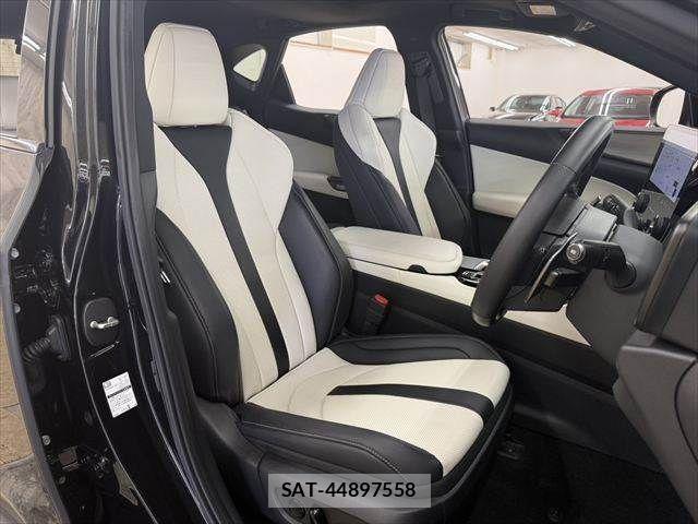 Lexus NX 2023-03 7877444-6