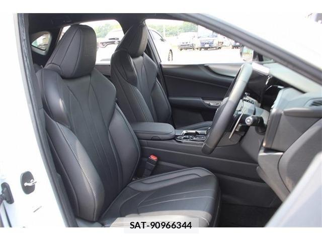 Lexus NX 2023-09 8074380-13